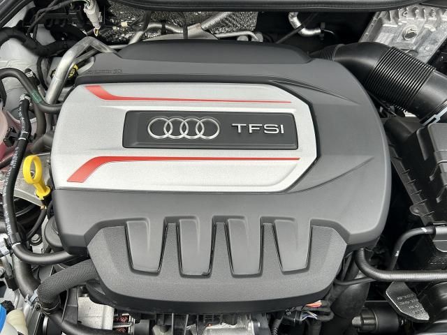 AUDI S1