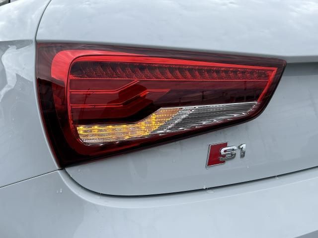 AUDI S1