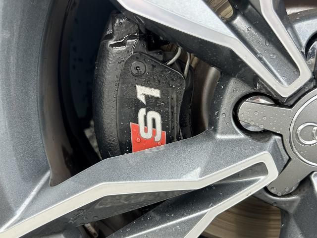 AUDI S1