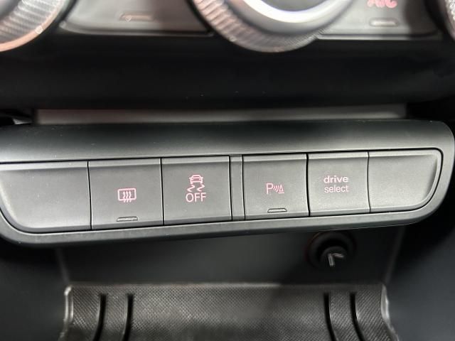 AUDI S1