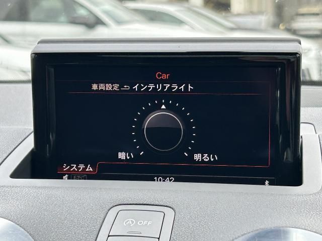 AUDI S1