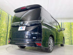 VOXY HYBRID