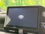 VOXY HYBRID