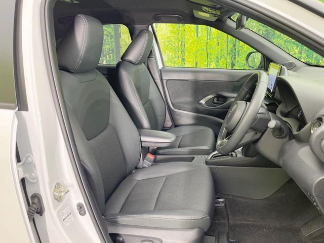 YARIS CROSS HYBRID