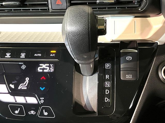DELICA MINI