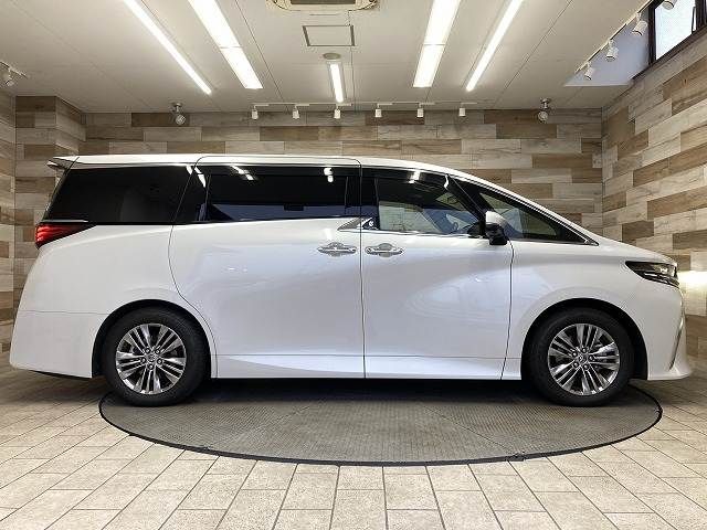 ALPHARD hybrid