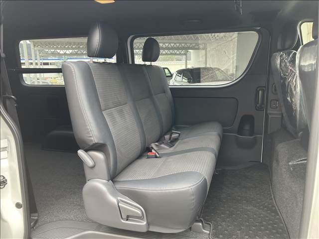 HIACE van 2WD