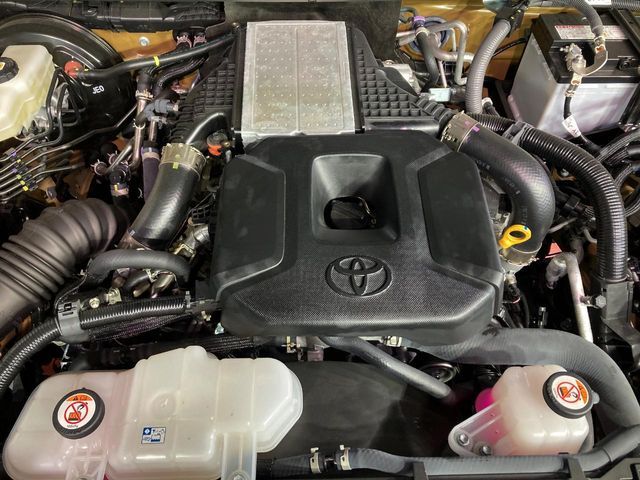 LANDCRUISER 250