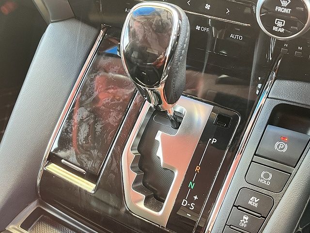 ALPHARD hybrid 4WD