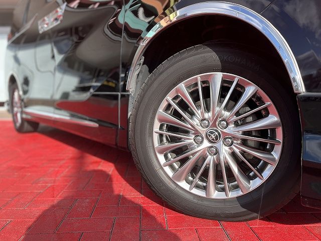 ALPHARD hybrid 4WD