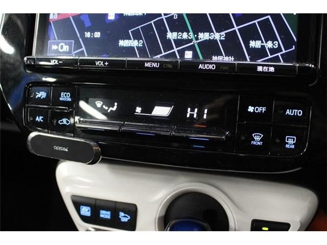 PRIUS 4WD