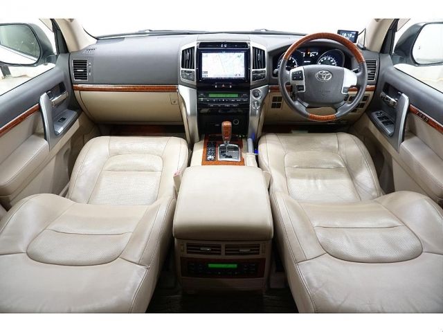 LANDCRUISER wagon