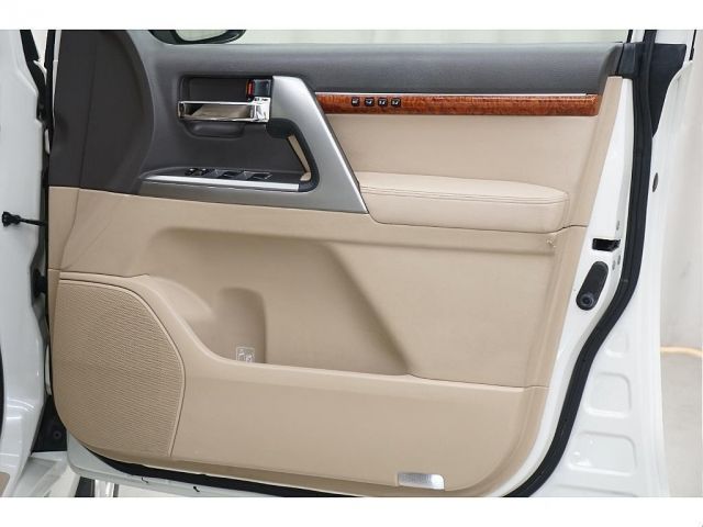 LANDCRUISER wagon