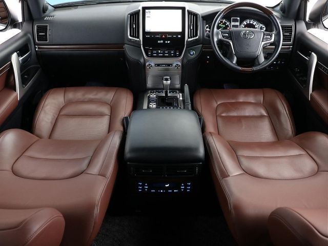 LANDCRUISER wagon