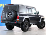 LANDCRUISER van
