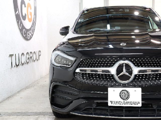 MERCEDES BENZ GLA class