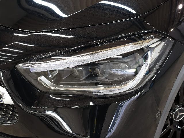 MERCEDES BENZ GLA class