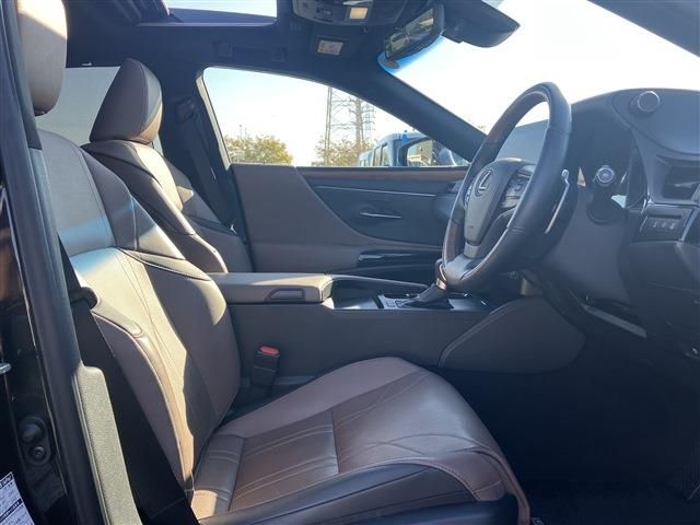 LEXUS ES300h