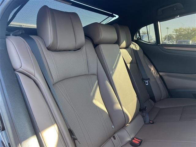 LEXUS ES300h