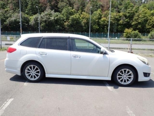 LEGACY OUTBACK