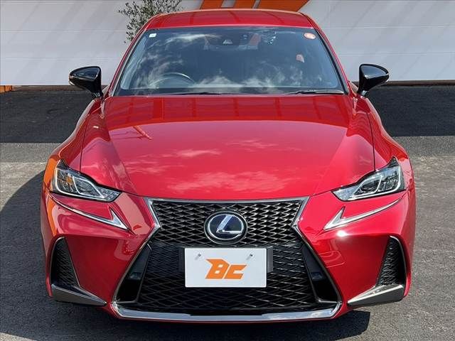 LEXUS IS300h
