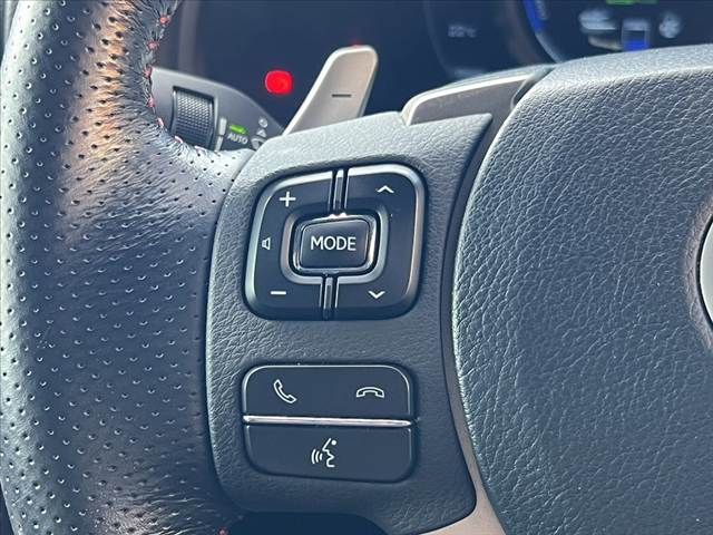 LEXUS IS300h