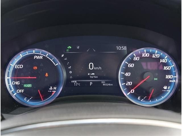 CROWN sedan hybrid