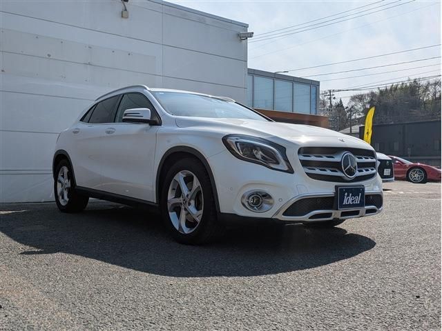 MERCEDES BENZ GLA class