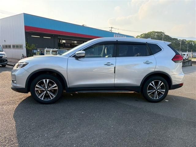 X-TRAIL 2WD