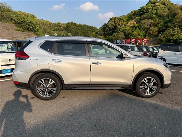 X-TRAIL 2WD