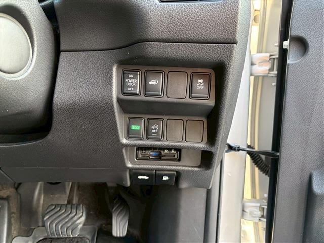 X-TRAIL 2WD