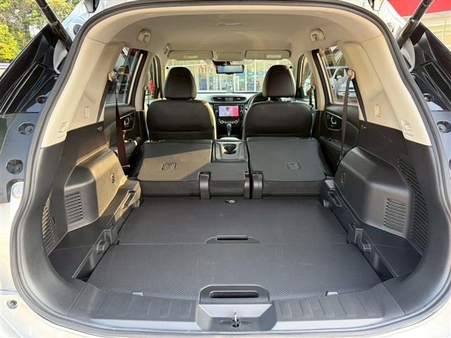 X-TRAIL 2WD