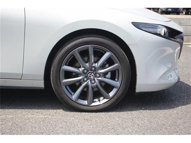 MAZDA3 FASTBACK