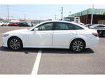 CROWN sedan hybrid
