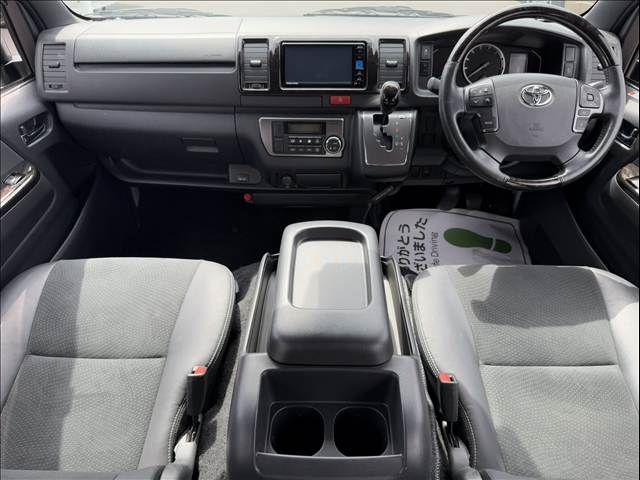 HIACE van 2WD