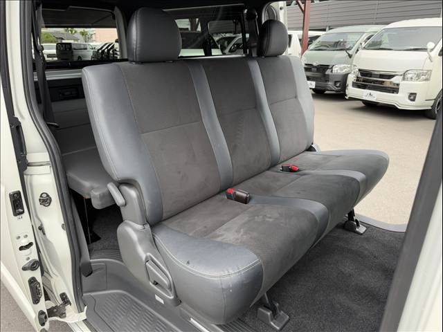 HIACE van 2WD
