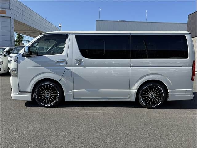 HIACE van 2WD