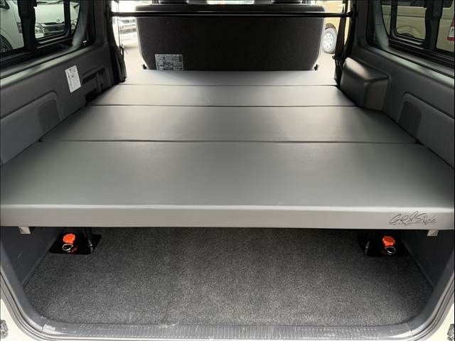HIACE van 2WD