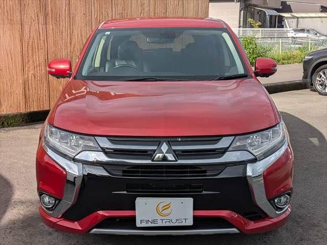 OUTLANDER PHEV