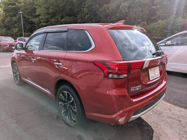 OUTLANDER PHEV