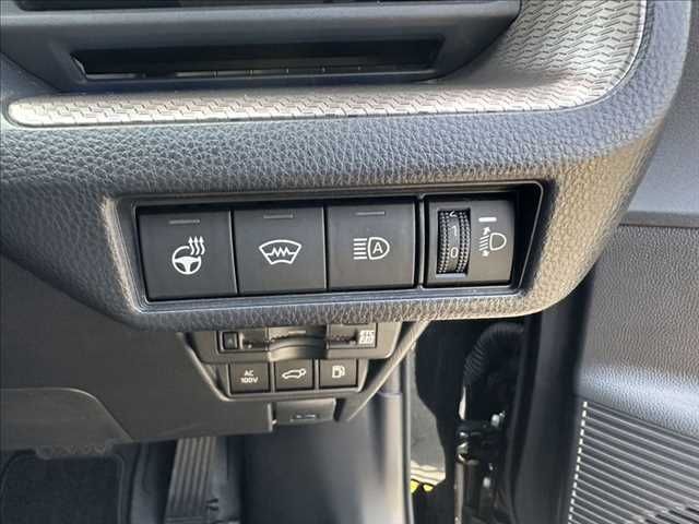 PRIUS 4WD