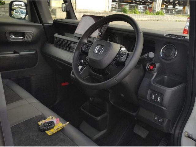 N-BOX CUSTOM