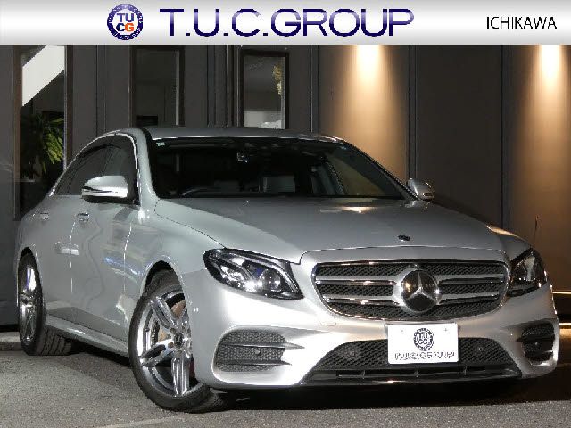 MERCEDES BENZ E-Class sedan