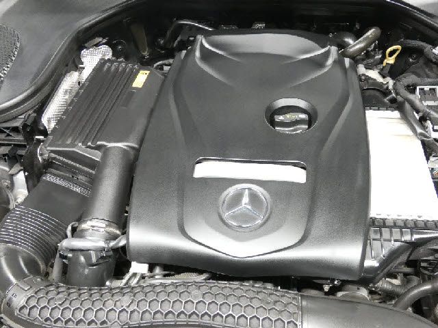 MERCEDES BENZ E-Class sedan