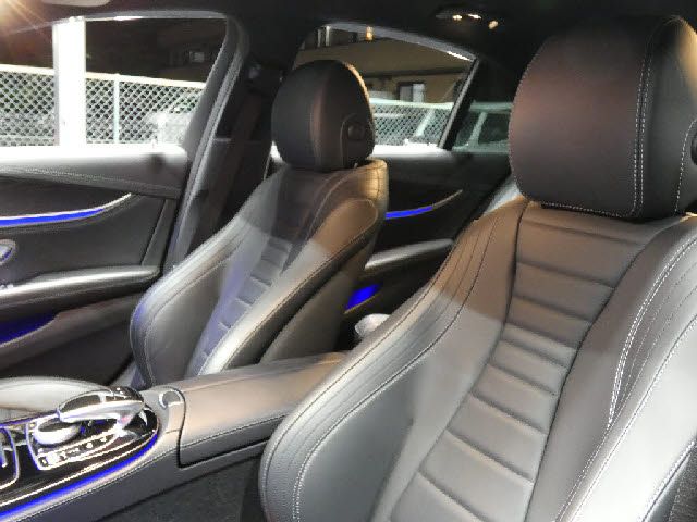 MERCEDES BENZ E-Class sedan