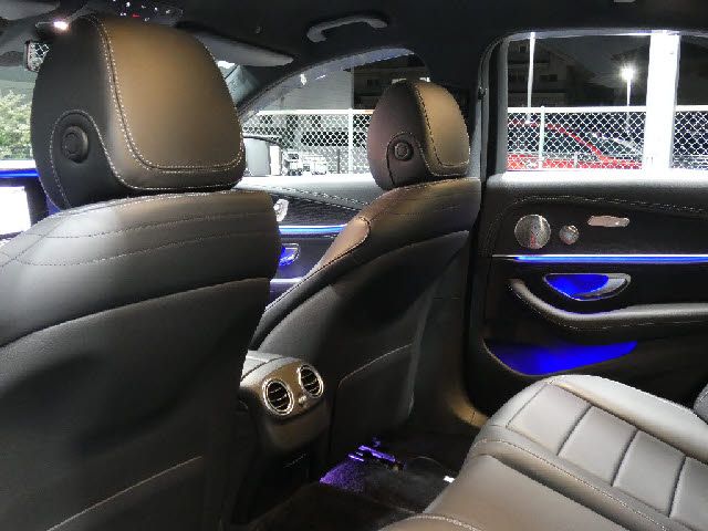 MERCEDES BENZ E-Class sedan