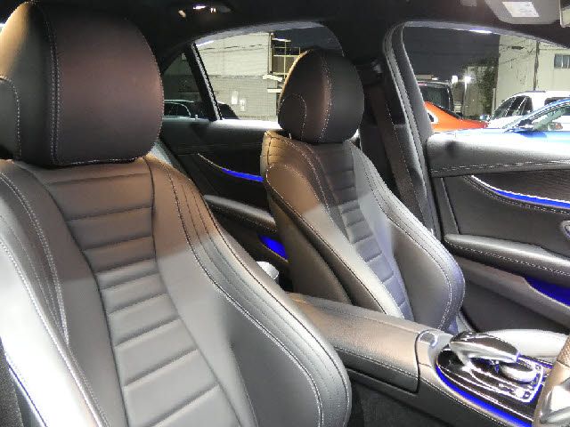 MERCEDES BENZ E-Class sedan