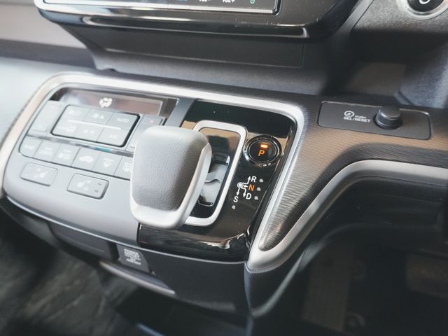 STEPWAGON SPADA HYBRID