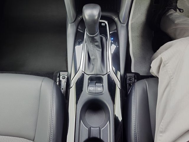COROLLA CROSS HYBRID