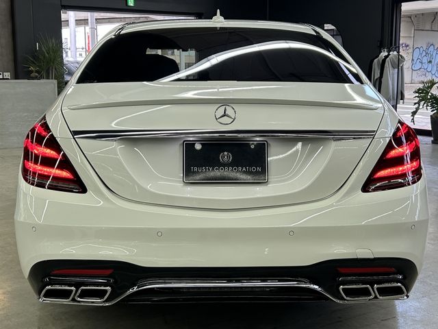 MERCEDES BENZ S class